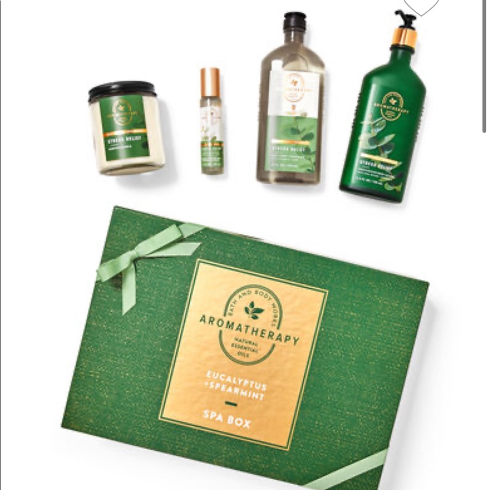 Brand new bath & body works aromatherapy gift set